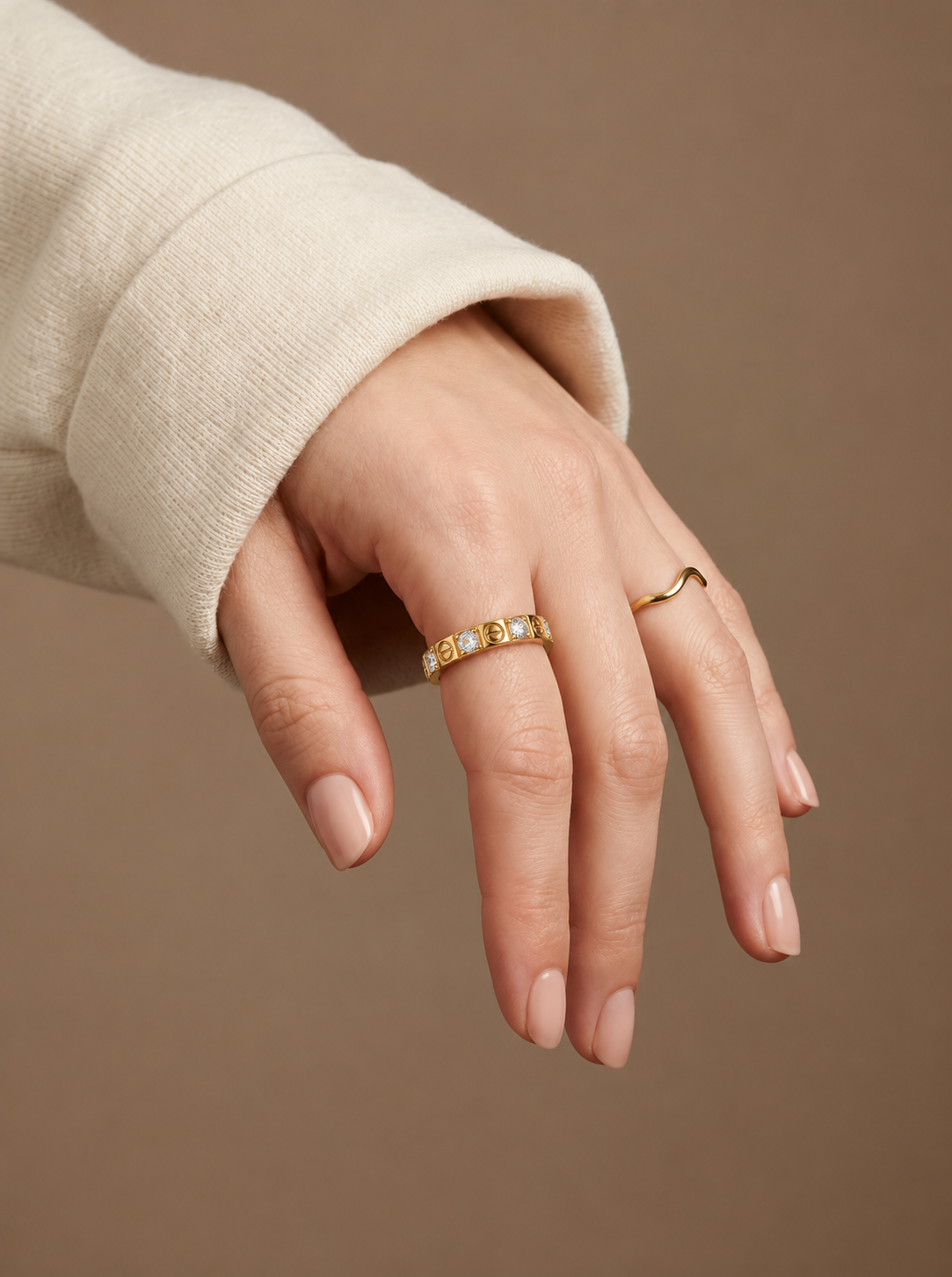 Iconic Screw Band Ring